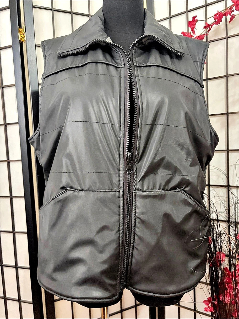 Reversible Hooded Vest in Gray & Black Like New